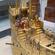 Detail of “The Nef,” a clockwork ship built by Hans Schlottheim in 1585, later acquired by Octavius Mogan, and given to the British Museum in 1866 (Wikimedia commons)