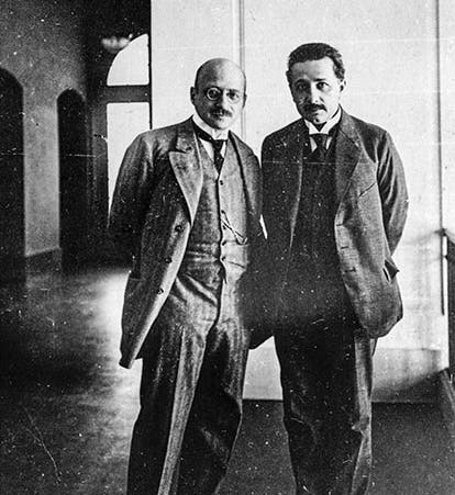 Fritz Haber and Albert Einstein, photograph, undated (Archiv der Max-Planck-Gesellschaft, Berlin, via cenmag.org)