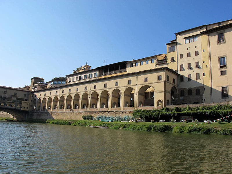 The Vasari corridor running the length of the Arno-River side of the Uffizi, Florence (Wikimedia commons)