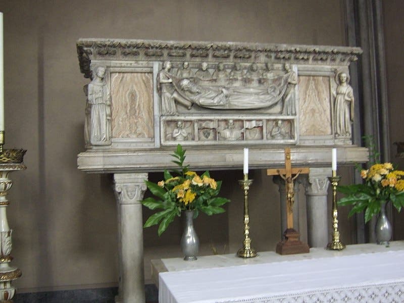 Tomb of Odorico in Church of the Carmine, Udine (Wikimedia Commons)