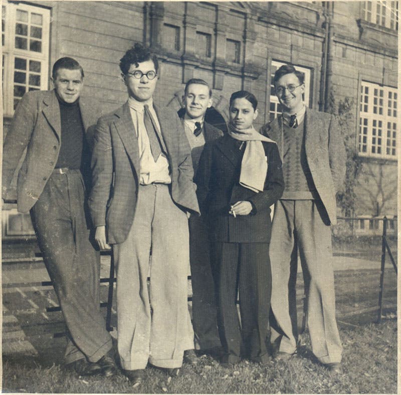 Young Fred Hoyle (second from left) with undergraduate friends at Emmanuel College, Cambridge, 1930s (joh.cam.ac.uk)