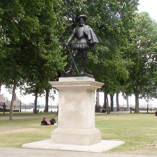 Statue of Walter Raleigh, Greenwich (londonremembers.com)