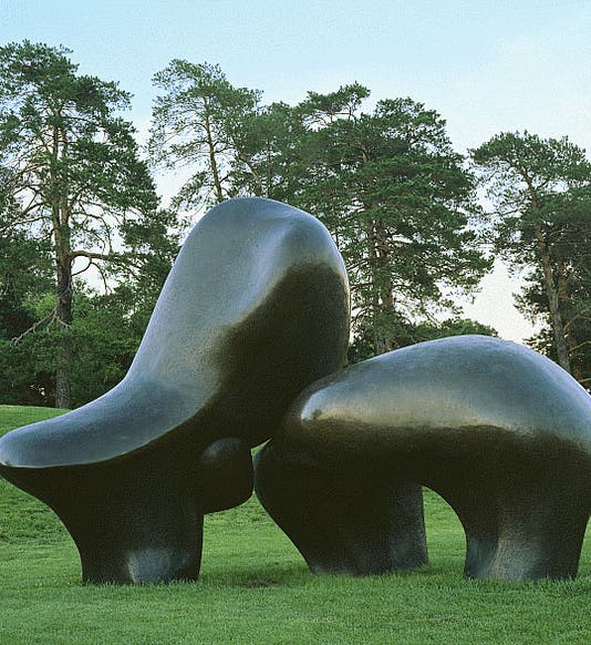 Sheep Piece, bronze sculpture by Henry Spencer Moore, cast 1, 1971-72, Donald J. Hall Sculpture Park, Nelson-Atkins Museum of Art, Kansas City, Mo. (art.nelson-atkins.org)