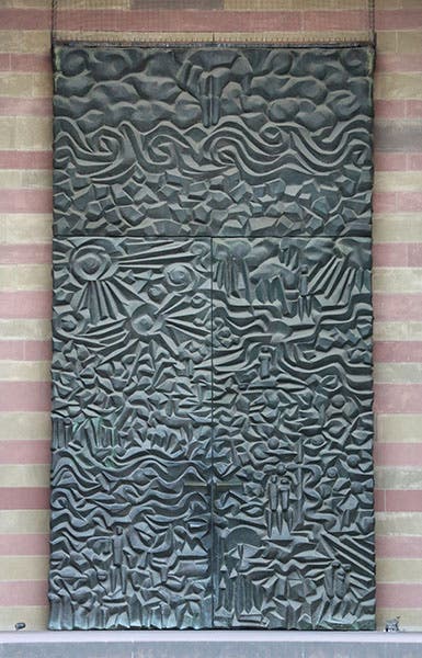 Bronze doors, designed by Fritz Koenig for the Dom St. Kilian, Würzburg, 1964-67 (Wikimedia commons)