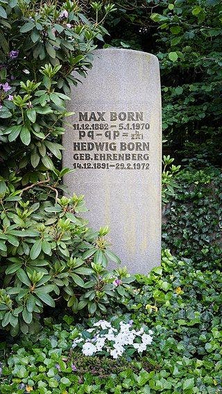 Gravestone for Max Born, Stadtfriedhof Cemetery, Göttingen (findagrave.com)
