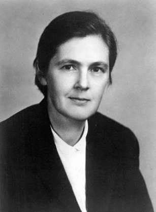 Portrait of Frances Oldham Kelsey, photograph, undated (Wikimedia commons)