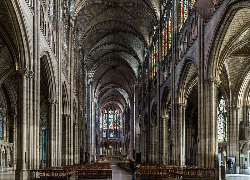 The nave of Saint-Denis, rebuilt in the 13th century following the Gothic style defined by Abbot Suger with the west façade and the choir (Wikimedia commons)