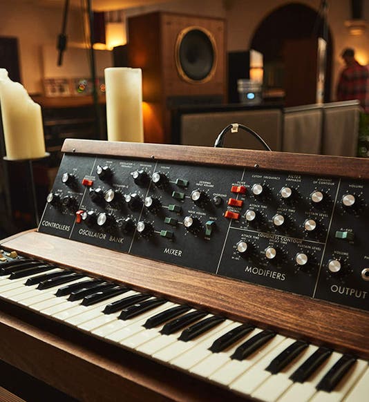 The Minimoog Model D synthesizer, photograph, 1970s (musictech.com)