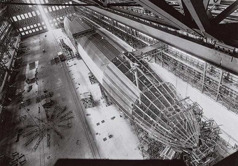 USS Shenandoah (ZR-1) under construction, Hangar 1, Lakehurst Naval Air Station, New Jersey (airandspace.si.edu)