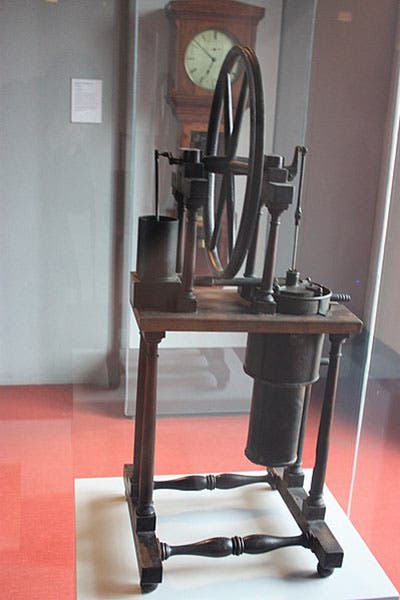 A full-size original Stirling engine, 1827, preserved in Scotland (Hunterian Museum, Glasgow)