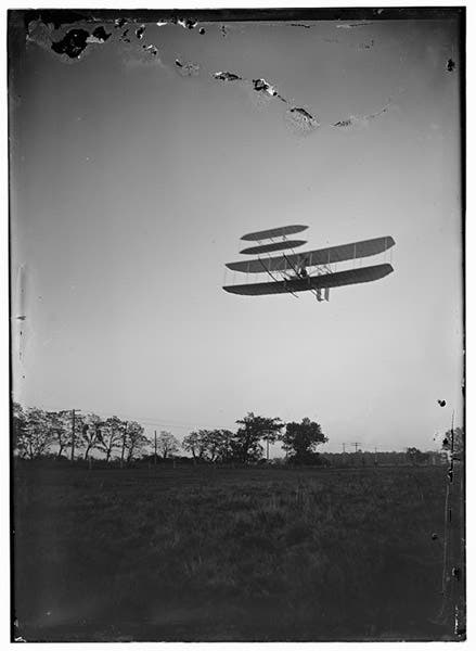 Orville Wright in the air in Flyer III, Oct. 4, 1905, at Huffman Prairie, Ohio, Library of Congress (loc.gov)