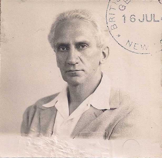 Immanuel Velikovsky, passport photograph, 1947 (cropped from Wikimedia.com)