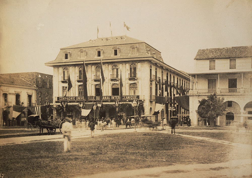 Headquarters of the Compagnie Universelle du Canal Interoceanique in Panama City.
The Grand Hotel on the cathedral plaza in Panama City was the site for the ceremonial beginning and the end of the French efforts in Panama. The beginning occurred when Ferdinand de Lesseps arrived in Panama on December 30, 1879, to turn the first shovel of dirt. 