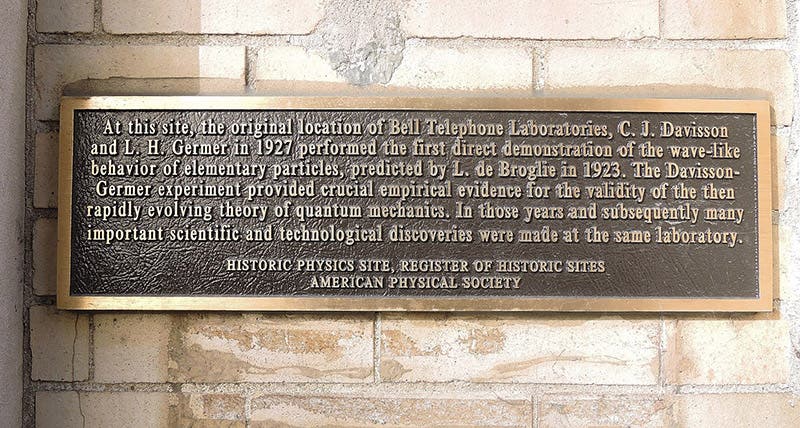 A plaque commemorating the site of the original Davisson-Germer experiment at Bell Labs, commissioned by the American Physical Society (Wikimedia commons)