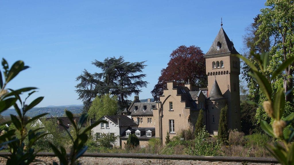 The Villa Schaaffhausen, in Bad Honnef, residence of Hermann Schaaffhausen for most of his adult life (Wikimedia commons)