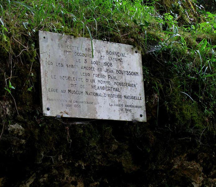 Plaque at the entrance to the rock shelter at La Chapelle-aux-Saints, commemorating the discovery of the Neanderthal remains on Aug. 3, 1908, by three clerics (donsmaps.com)