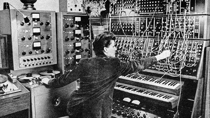 Walter/Wendy Carlos at the Moog modular synthesizer, photograph, ca 1967 (threminvox.com)