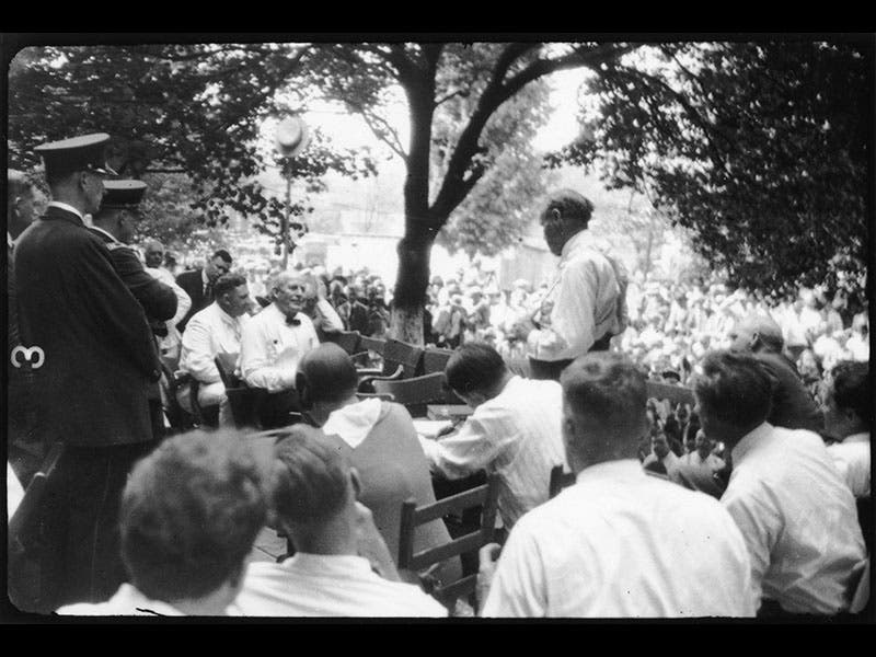 Smithsonian Institution Archives