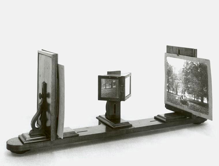 A mirror stereoscope, built and used by Charles Wheatstone, ca 1850, Science Museum, London (collection.sciencemuseumgroup.org.uk)