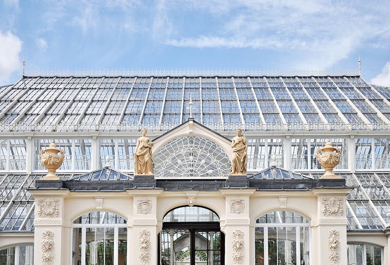 Entrance to Temperate House, Kew Gardens, London, after renovation, photograph, 2018 (thespaces.com)