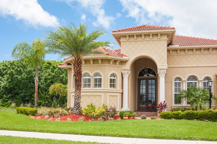 How are homeowners insurance claims paid in Florida