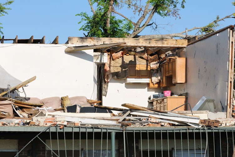 Does renters insurance cover tornado damage in Illinois