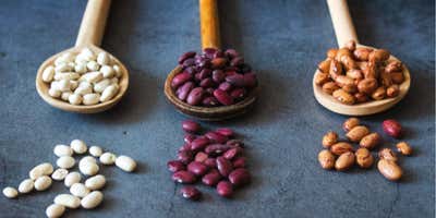 Beans, whole grains and nuts – the secret to longer life