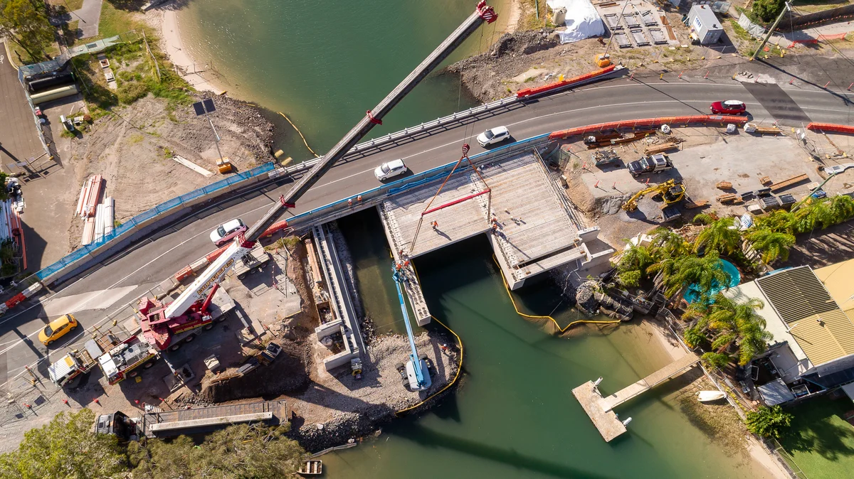 Popular corridor’s vital link swings into place