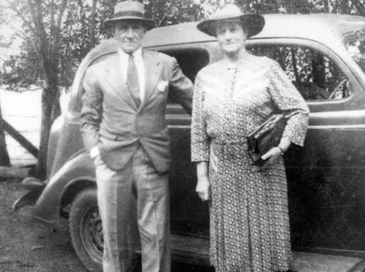 Duncan McDonald and his wife Enid (nee Ward) moved to Peachester in 1917. Duncan served as a Landsborough Shire Council Councillor between 1929-1936 and entered Parliament in 1938 as the Country Party Member for Stanley (later renamed Somerset).