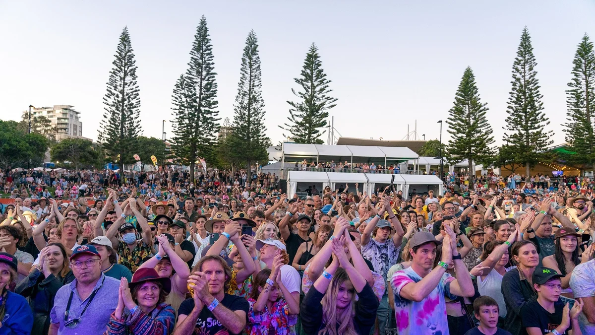 Surfside festival gains a new wave of support
