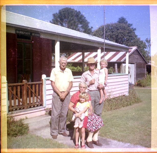 Jack and Mary Ferris in front of Bankfoot House with the Brown Family. Not long after moving in and completing the last of the major renovations to Bankfoot House, Jack and Mary Ferris repainted the exterior. The bold second colour scheme, of pink and green, would remain with the house from c.1968 until the early 1990s.