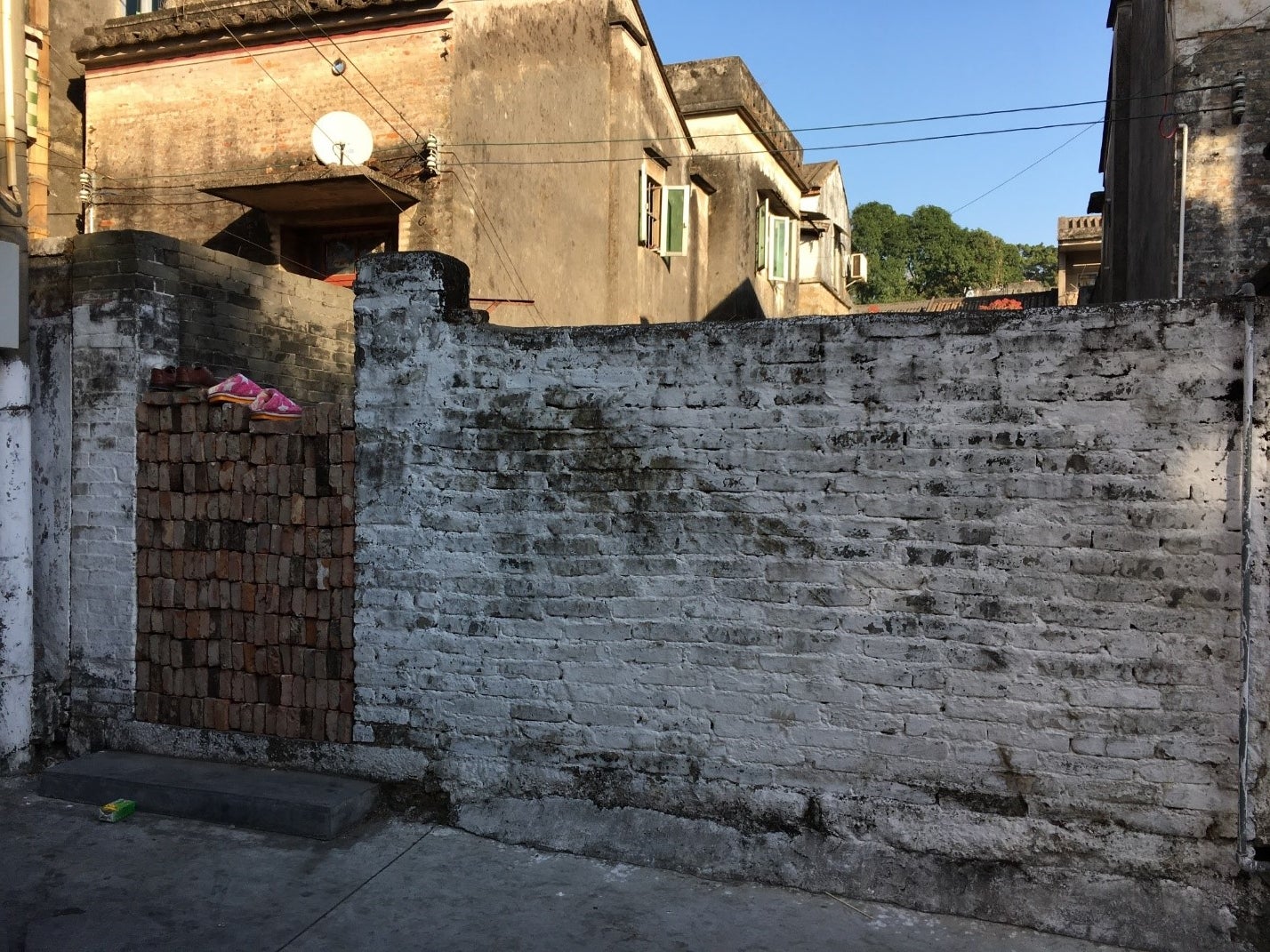 The site of Stanley Yee's ancestral home in Quanlu village (2017)