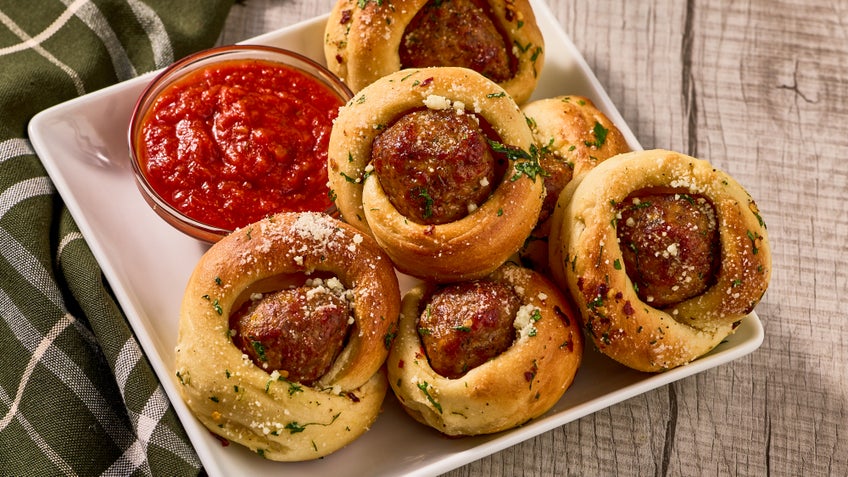 Mozzarella Rustica Meatball Garlic Knots