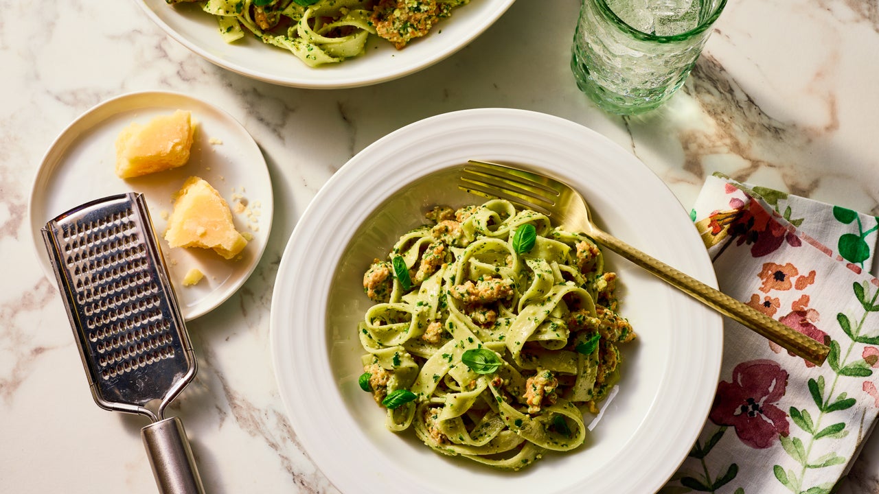 Fettuccine Verdi with Toscano Ground Sausage