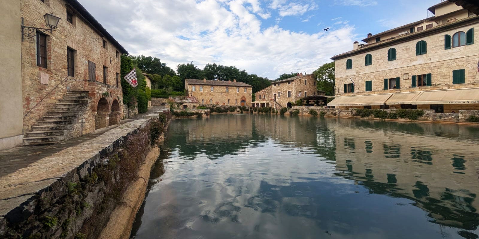 nait-culinary-arts-students-spend-month-learning-in-tuscany-italy-aHR0cHM6.jpg