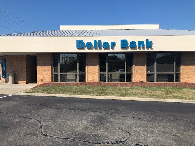 Dollar Bank Fox Chapel Office