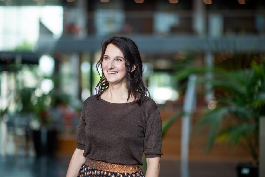 Portrait photo of Janneke Waelen