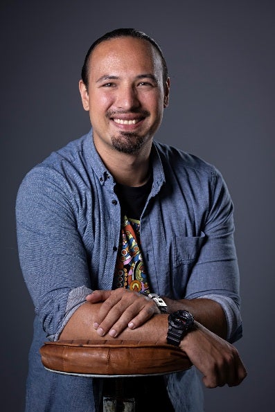 Portretfoto van Gabriel Alvarez.