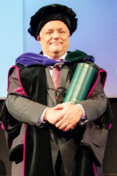 Uitreiking van het eredoctoraat van de Vrije Universiteit Amsterdam aan Marc van Ranst in 2022. 