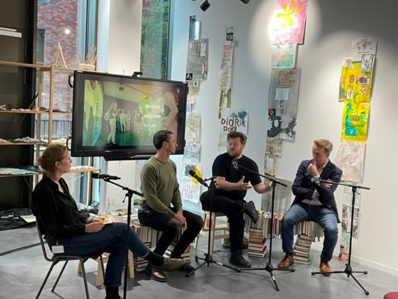 Artists and scientists exchange ideas during a ART SCIENCE dialogue at the VU ART SCIENCE gallery