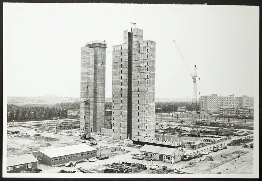 Elevators of VU Main Building under construction, viewed from the southwest
Photo: MFFI/AZVU, Amsterdam 1968 (CC BY 4.0)
