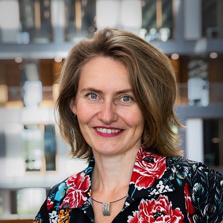 Dr. Barbara Regeer