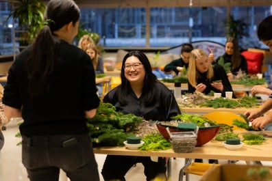 Studenten volgen in 3D de workshop 'I've got plants this Wednesday'