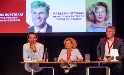 Marleen Huysman op conferentie