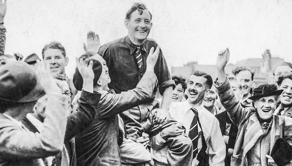 Fred Daly is congratulated following his Open win in 1947