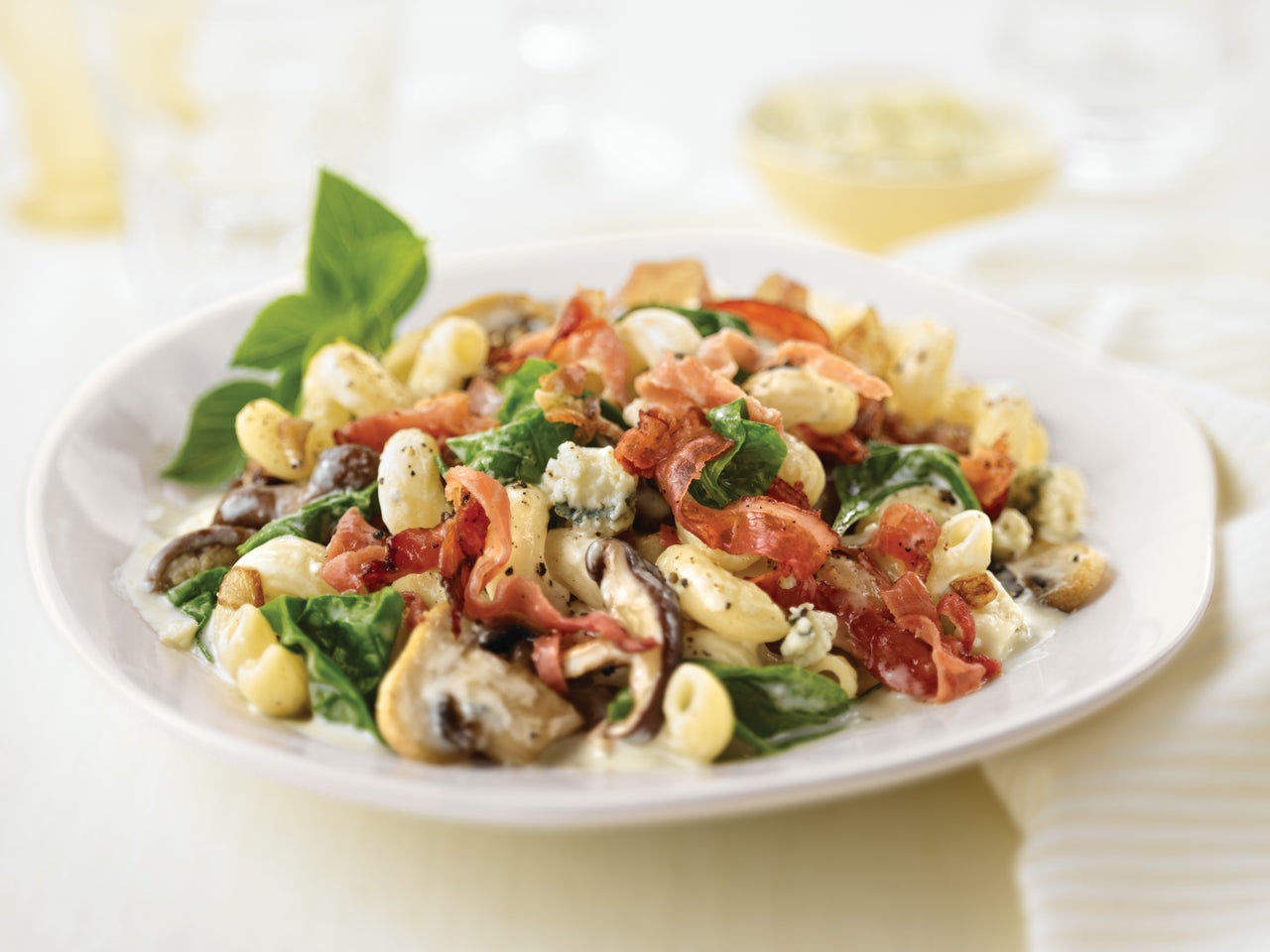Pasta and Gorgonzola with Prosciutto