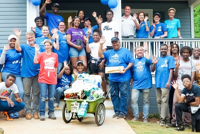 Employee Volunteers Complete 30th Atlanta Habitat for Humanity Home