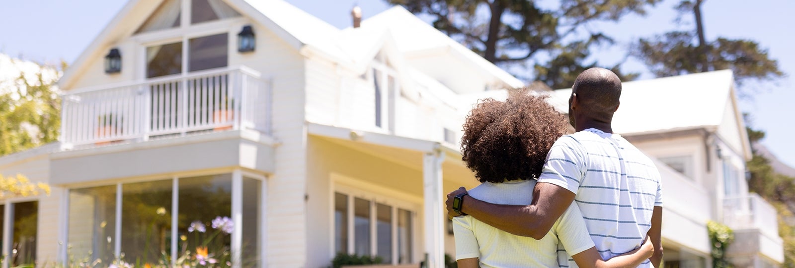 couple looking at new house