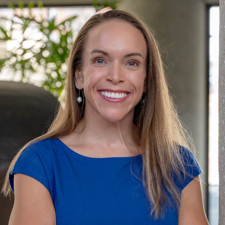 Sonja Theisen Headshot