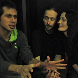 Michal explains life while Vaněk has his space invaded by Věra.
